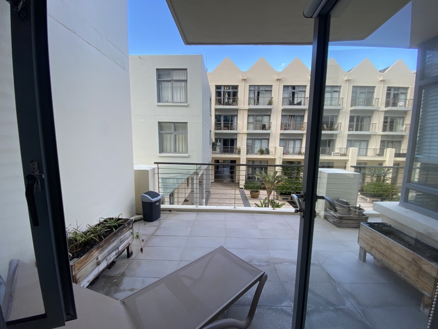To Let 1 Bedroom Property for Rent in Muizenberg Western Cape